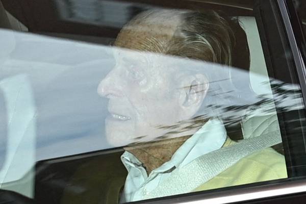 Prince Philip leaves hospital after heart surgery