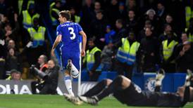 Five star Chelsea crush Everton