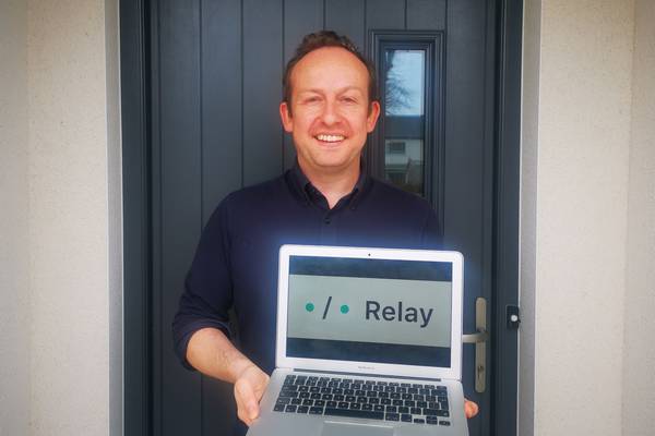 Relay app simplifies customer service and marketing for mobile businesses