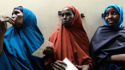 Kenya deports 82 Somalis and rounds up hundreds