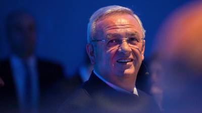 Volkswagen  to extend CEO Winterkorn’s term to 2018