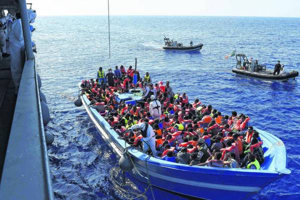 Cabinet approves extension of naval involvement in migrant rescue