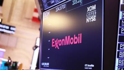 Exxon in talks to buy US rival Pioneer