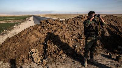 Islamic State digs in amid intensified airstrikes