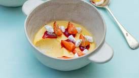 Baked vanilla custard with strawberries and meringue