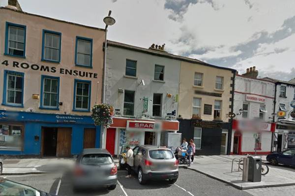 Armed raider arrested after robbery at south Dublin shop