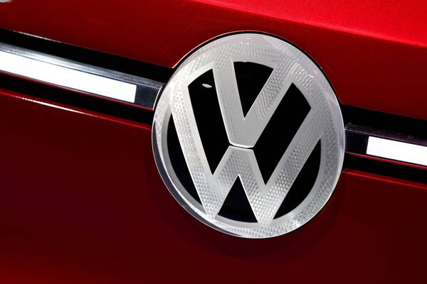 Volkswagen offers to buy back diesel cars as German bans loom