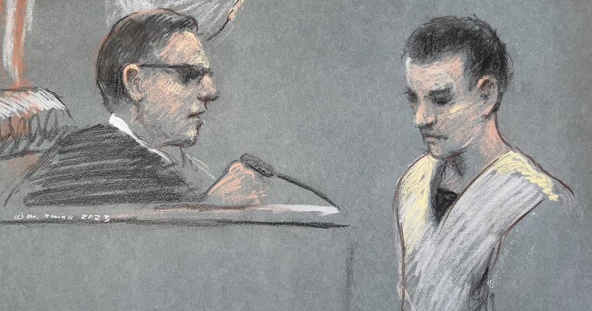 US airman who leaked files is indicted on charges of mishandling secrets – The Irish Times