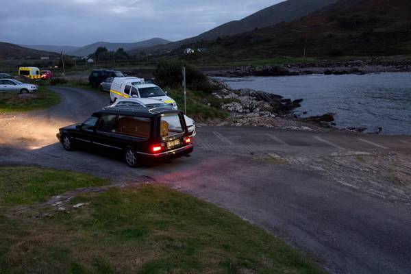 Bodies of three men recovered from sea in Co Kerry