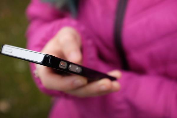Three quarters of phone theft victims between 18 and 39 years old