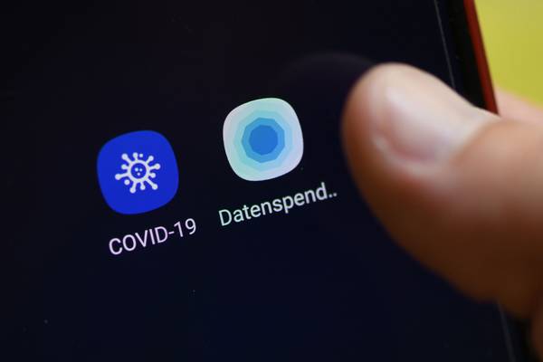 Germany rejects centralised data storage for coronavirus tracing app