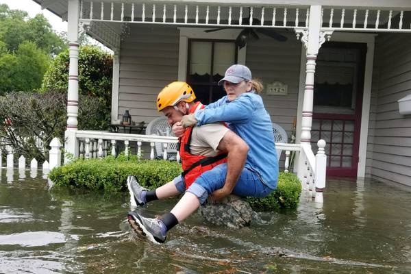 Storm Harvey: Major floods in Houston, at least five dead