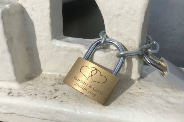 Love locks weigh heavily on Dublin City Council discussions