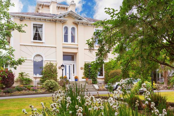 Secluded suburban spread on Killiney hilltop for €3.95m