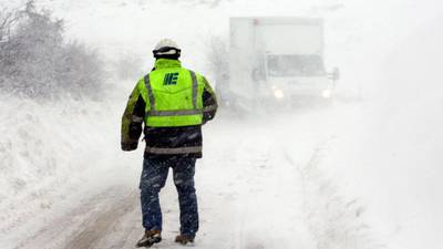 Weather continues to cause transport problems