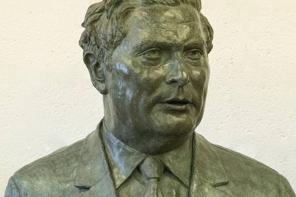 John Hume sculpture to be unveiled in European Parliament