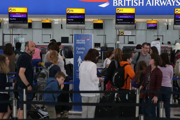 Systems failure hits luggage at Heathrow Airport