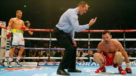 Andy Lee loses world title in cagey encounter