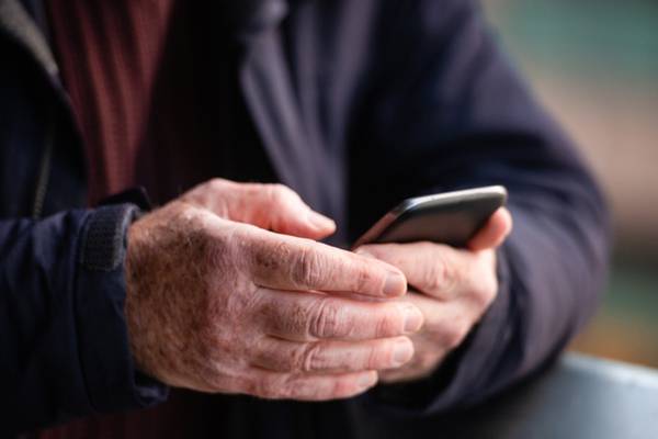 Three agrees to waive phone bill for self-isolating elderly man
