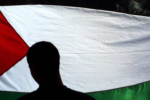 Former envoys call for recognition of Palestinian state