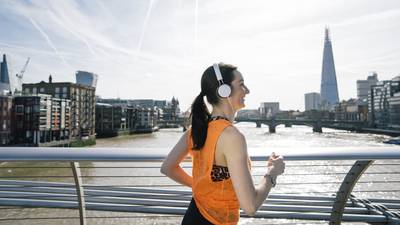Does listening to music improve your running?
