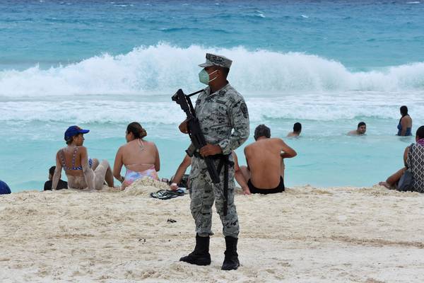 Spate of violence threatens to shatter Cancún’s tourist bubble
