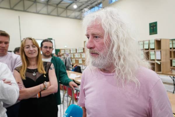 Mick Wallace pledges to continue campaigning following loss of seat to Ní Mhurchú