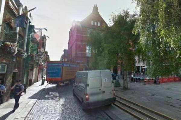 Man to appear in court over stabbing in Temple Bar