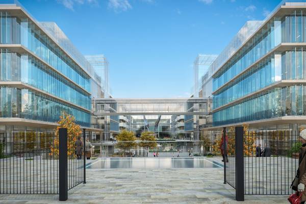 Ronan and Fortress in talks with Blackstone for €1bn sale of Dublin offices