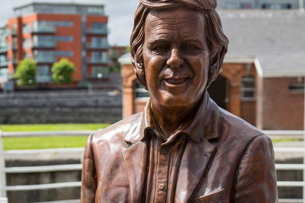 Memorial statue of Terry Wogan ‘defaced’ in Limerick