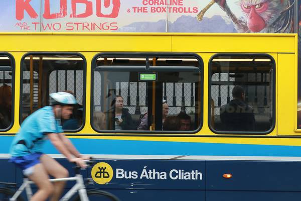 Bus journey times on Liffey quays fall 45% after car restrictions