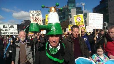 Water charge protest: Tens of thousands attend Dublin rally