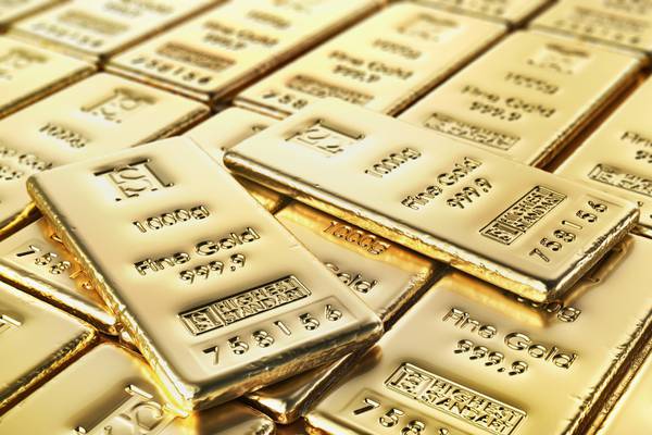 Central Bank stocks up on gold as inflation climbs