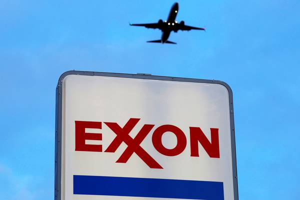 Chevron beats expectations as ExxonMobil disappoints