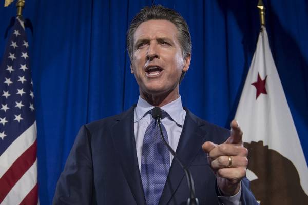 Democrats avoid setback in California primary vote