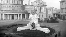 ‘The old lady was glaring about’: When Dublin’s Queen Victoria statue was removed
