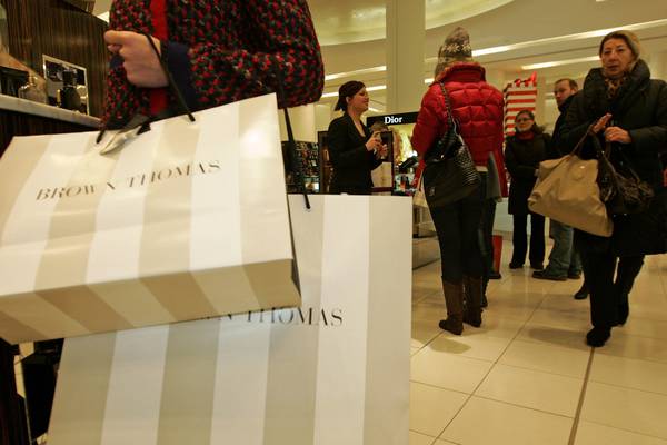 Retail sales rebound with 1.5% increase in April