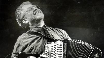 Tony MacMahon obituary: Musician, broadcaster and man of many passions