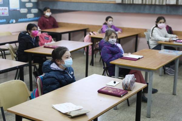 Coronavirus: Israel starts reopening after two-month lockdown