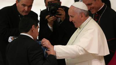 Maradona meets Pope before return to action in Italy
