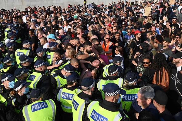 32 arrested at anti-lockdown protest in London