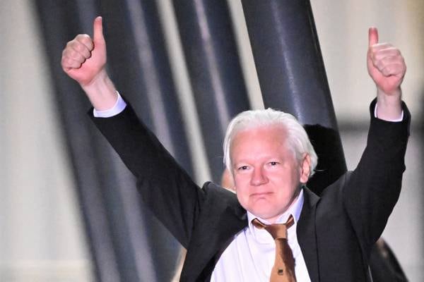 WikiLeaks founder Julian Assange arrives in Australia a free man after pleading guilty in US deal