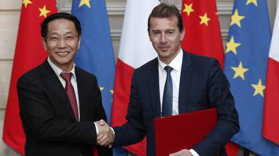 Airbus strengthens foothold in China with €30bn jet deal