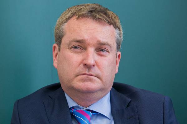 Minister to take questions from Dáil group on Robert Watt elevation