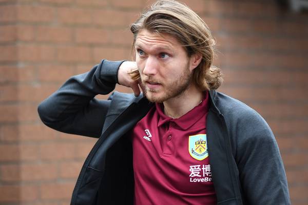 Jeff Hendrick joins Newcastle on a four-year deal