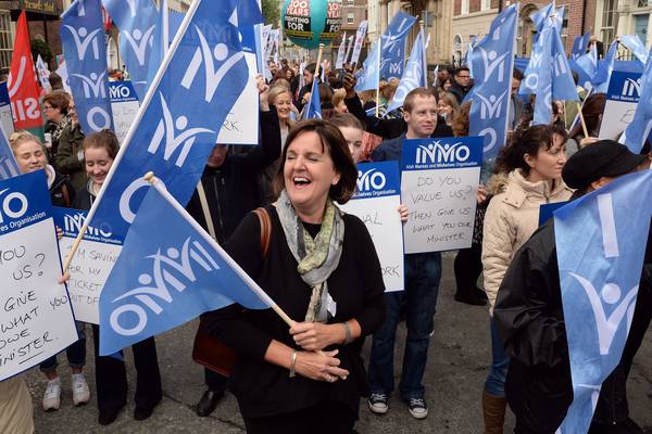 Nurses to take  industrial action from early March