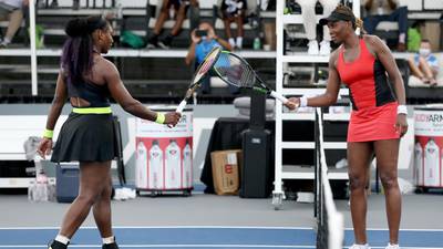 Serena Williams beats sister Venus at Top Seed Open