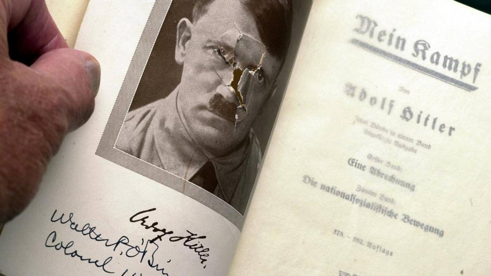 Автограф Адольфа Гитлера