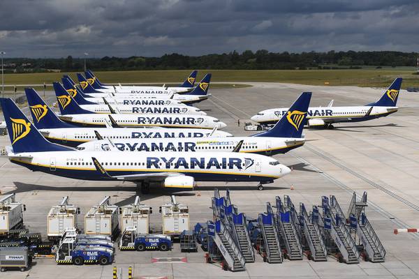 Ryanair cabin crew to vote on 10% temporary pay cut