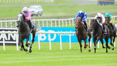 Phoenix Of Spain sluices home to take 2,000 Guineas at the Curragh